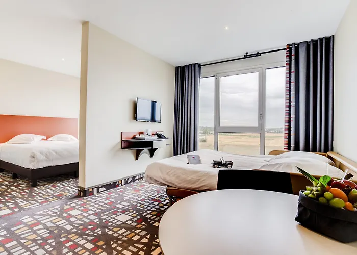 Spark By Hilton Lyon Eurexpo 酒店 3*