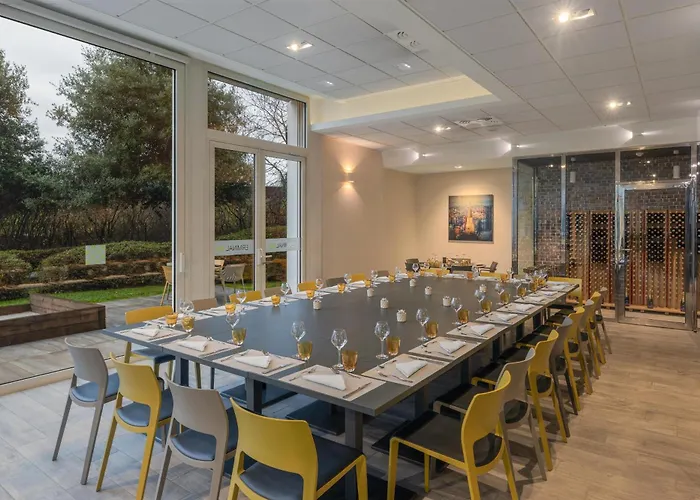 Spark By Hilton Lyon Eurexpo 酒店 热纳