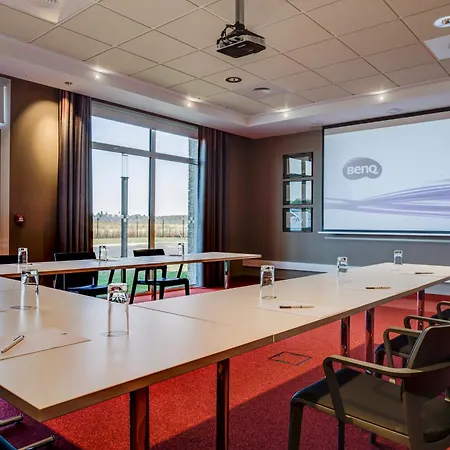 Ξενοδοχείο Parkest 3*