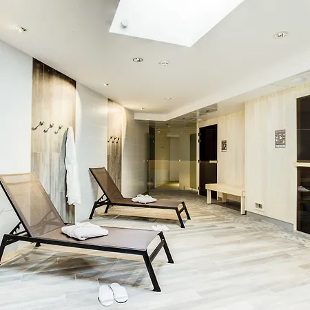 Spark By Hilton Lyon Eurexpo Otel 3*