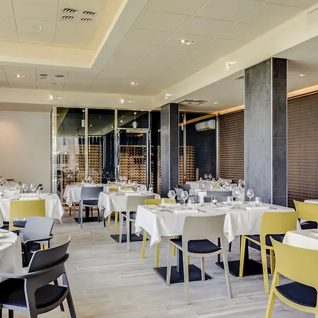 Ξενοδοχείο Parkest Genas