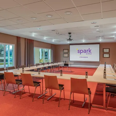 Spark By Hilton Lyon Eurexpo Otel Genas