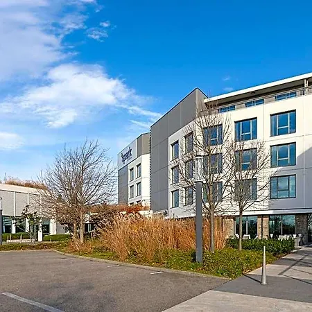 Spark By Hilton Lyon Eurexpo Hotel 3*