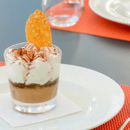 Ξενοδοχείο Parkest