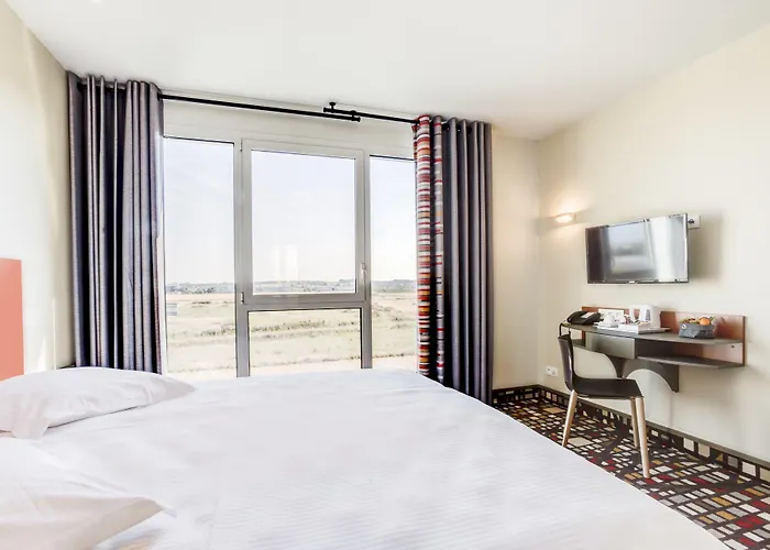 Spark By Hilton Lyon Eurexpo Otel Genas