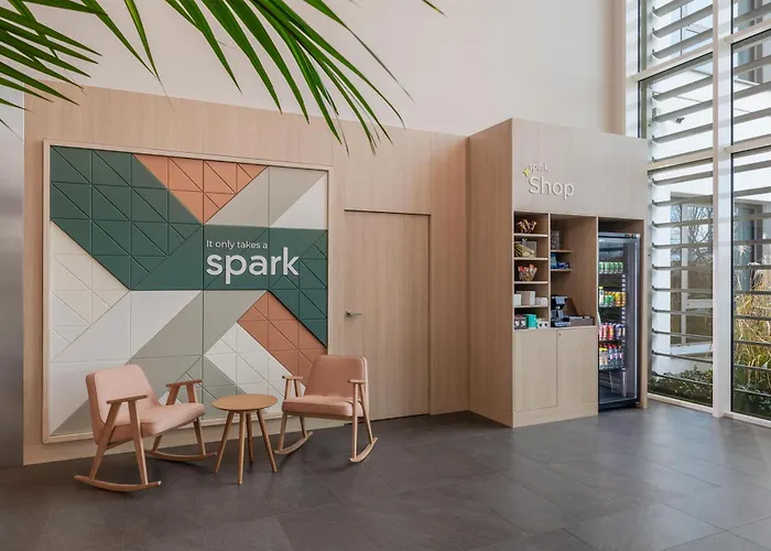 Spark By Hilton Lyon Eurexpo 3* ジュナ