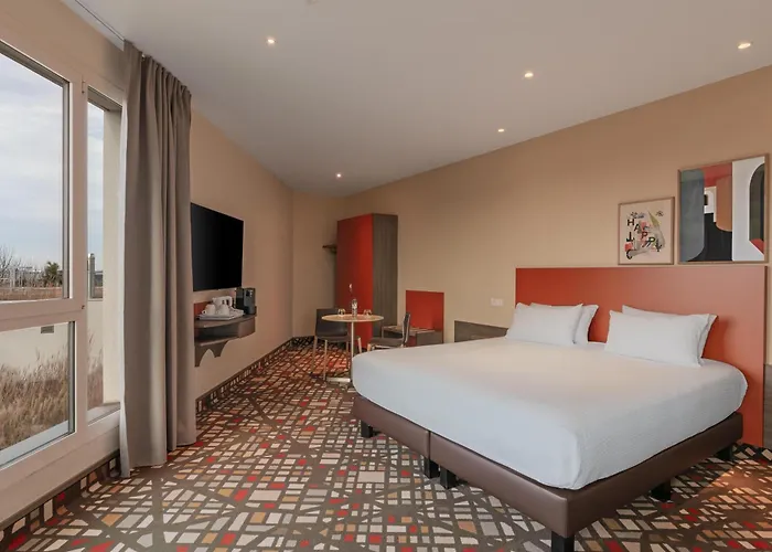Spark By Hilton Lyon Eurexpo ホテル ジュナ